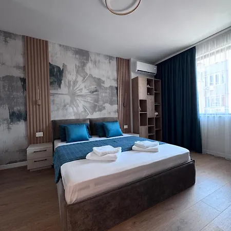 Free Private Garage Stylish Near Center