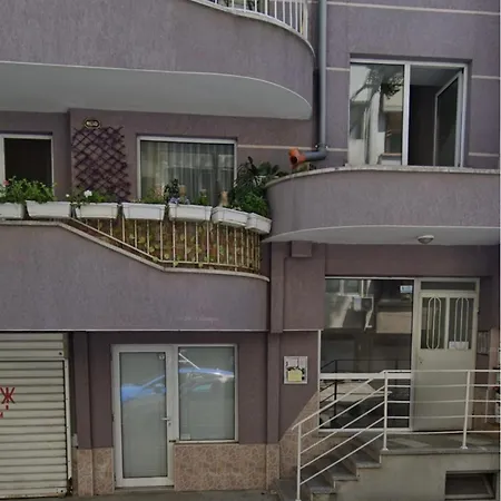 Free Private Garage Stylish Near Center * Varna