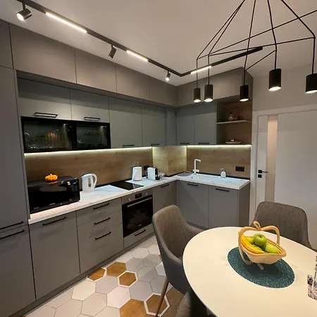 Free Private Garage Stylish Near Center Apartamento